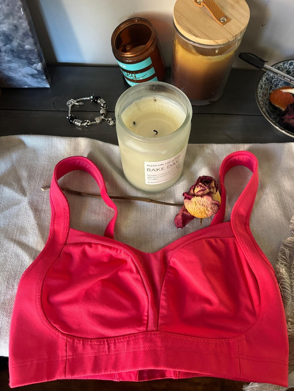 Lululemin  Women’s Supportive Wireless Sport Bra - Hot Pink
